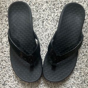 Vionic Women's Tide Sequins Flip Flops Orthotic